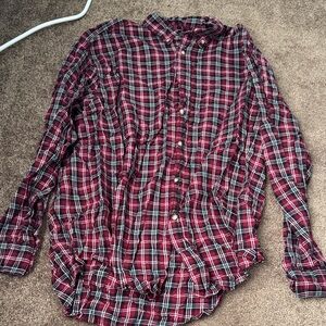 Wrangler Men's Red and Black Plaid Button Down Shirt